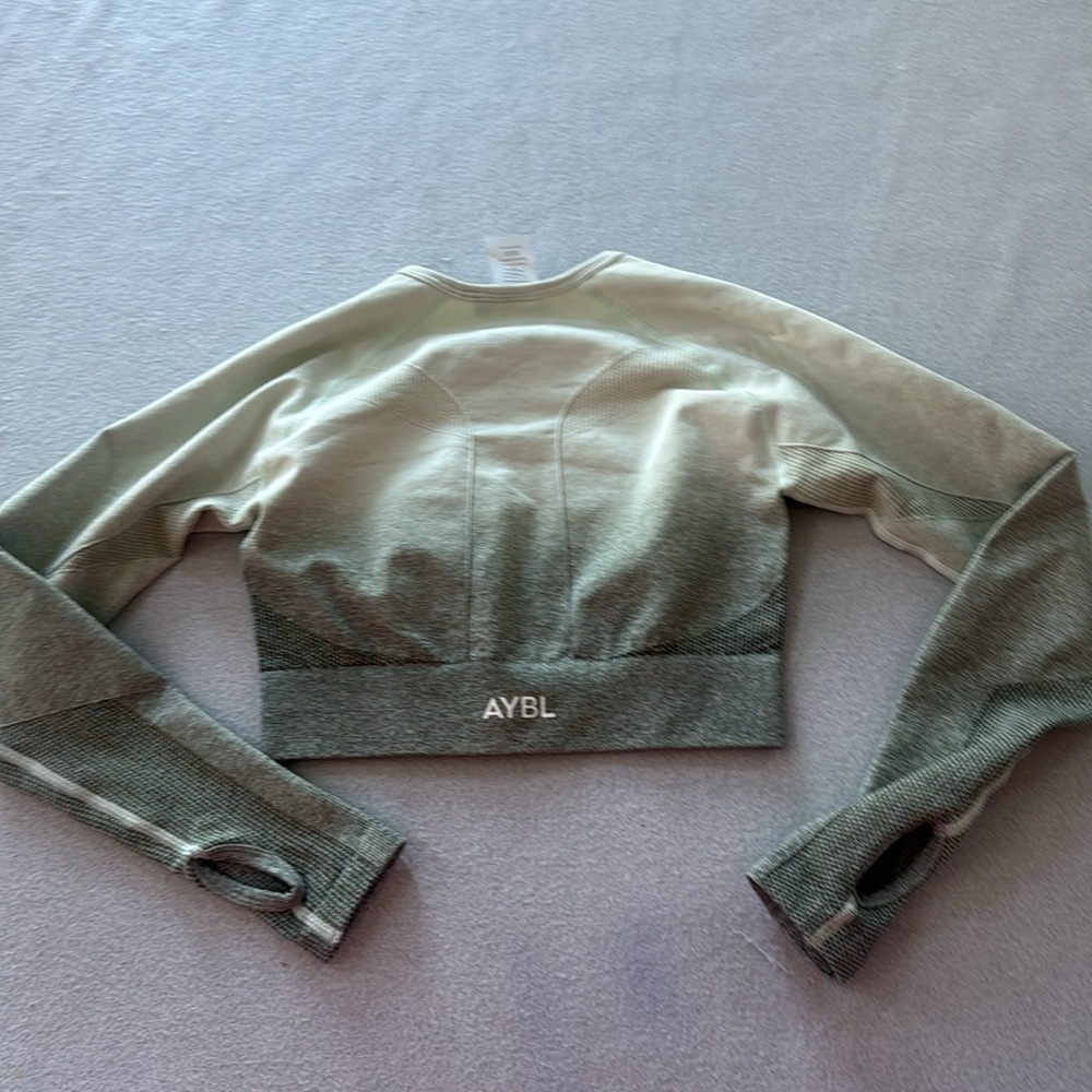 AYBL Pulse Ombré Seamless Long Sleeve‎ Crop Top Women’s Size Small - Picture 7 of 8